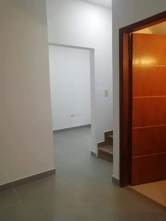 Vendo Hermoso Triplex — foto 3