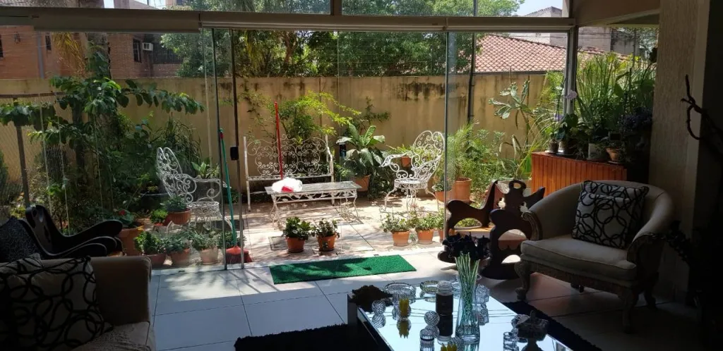 BALKONIA: 2 LUJOSÍSIMOS DEPTOS, FINAMENTE AMOBLADOS, 3 DORMIT, JARDIN, PISCINA, ALTA SEG. — foto 3