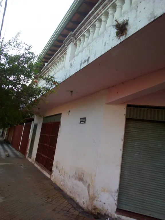 Dueño vende una casa en Barrio Jara — foto 3