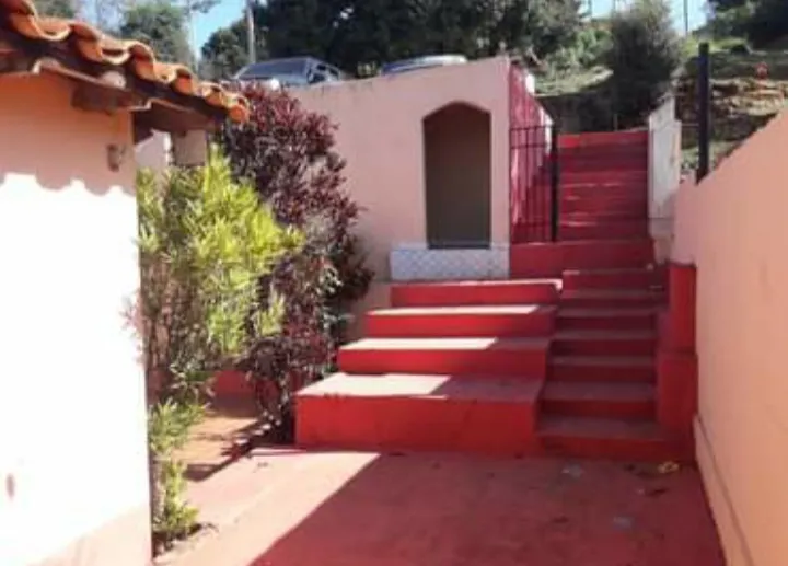 Camba o vendo casa en pdte franco a pasos del segundo puente de la integracion — foto 2