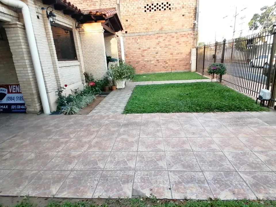 Vendo casa en Luque Barrio Laurelty — foto 3