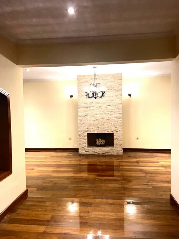 NEW - Linda Residencia en Asunción en Venta- Mariscal Estigarribia — foto 2