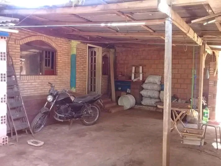 VENDO CASA EN SAN LORENZO, REDUCTO. E2328. — foto 3