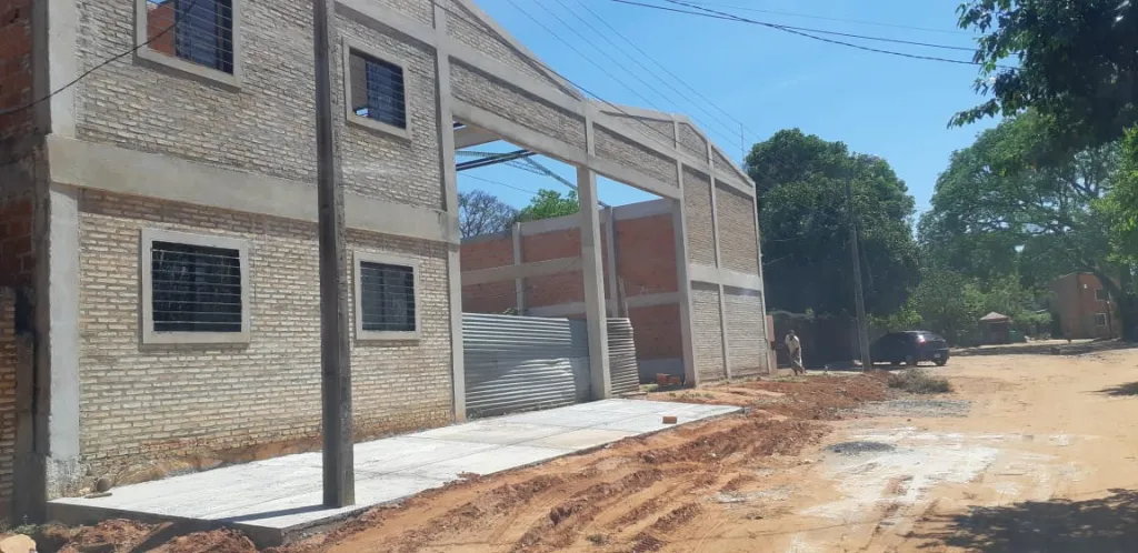 MR ALONSO AEROPUERTO: 720M2, IMPECABLE DEPOSITO A ESTRENAR, P IMPORTADORAS, ETC. — foto 2