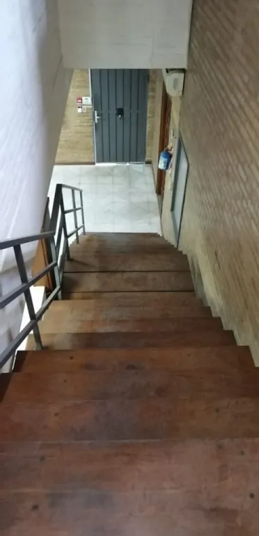 Deposito con oficinas — foto 2