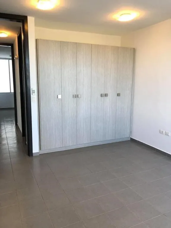 Alquilo Dpto (Edif. Don ALI - Centro CDE) — foto 2