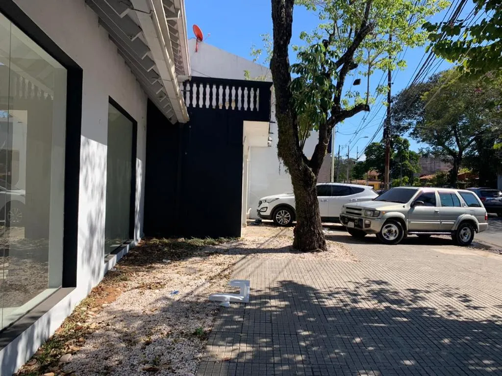 VILLA MORRA SENADOR LONG: 600 M2, ELEGANTE ESQUINA EMPRESARIAL, SHOWROOM, TIENDA, ETC. — foto 3