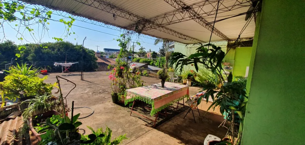 Casa Residencial, Salón y Depósito en Avda. Irrazábal — foto 3