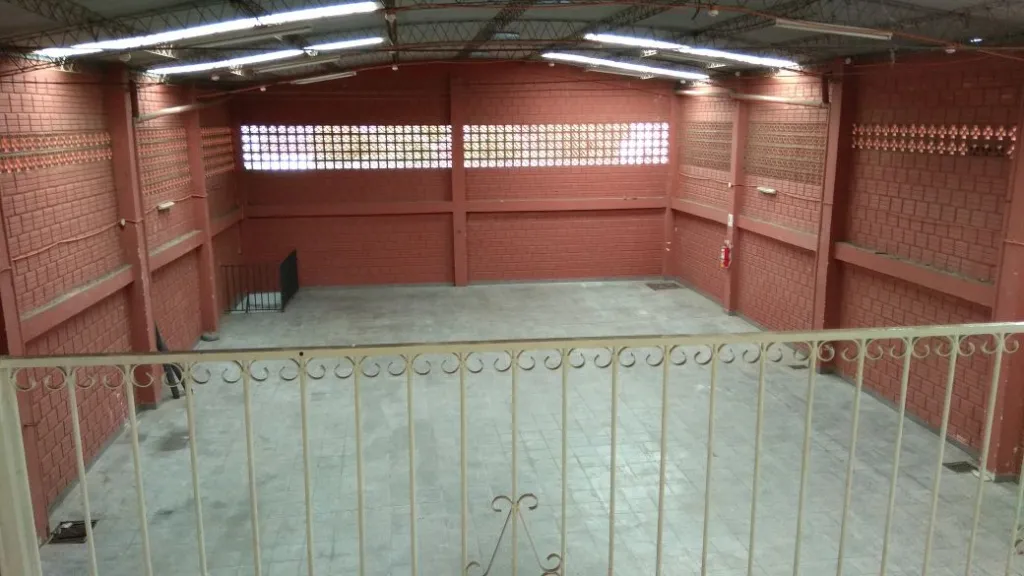 EHSIP ALQUILA: OFICINAS CORPORATIVAS CON DEPÓSITO EN SAJONIA — foto 3