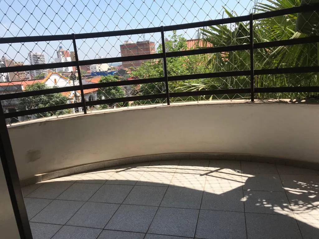 VENDO DEPARTAMENTO DE 168M2 CON 3 HABITACION A 3 CUADRAS DE COLON — foto 2