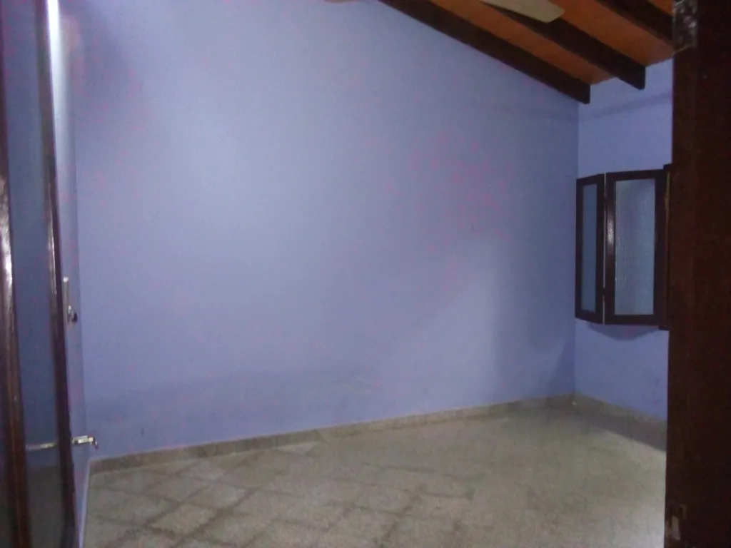 OFERTO,,,, CASA EN SAN LORENZO CERCA DEL CENTRO DE SAN LORENZO — foto 3