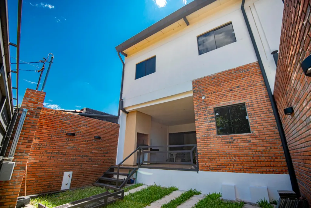 DUPLEX EN LAMBARE — foto 3