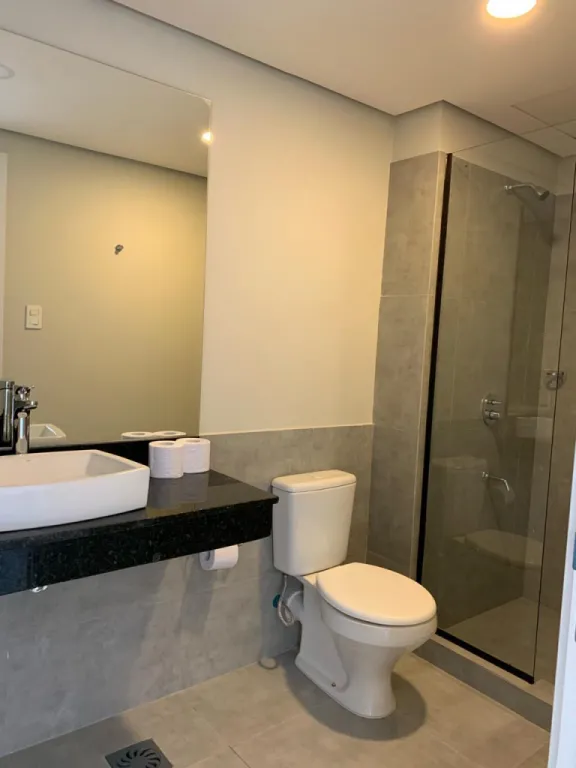 Departamento de 1 Dormitorio con cochera techada en Edificio a estrenar — foto 2