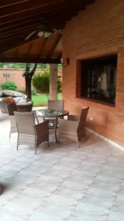 VENDO IMPONENTE RESIDENCIA EN VILLA MORRA — foto 3