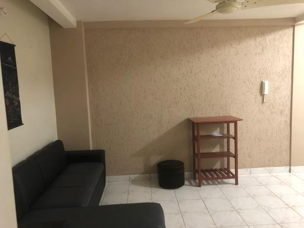 VENDO DEPARTAMENTO CÉNTRICO — foto 2