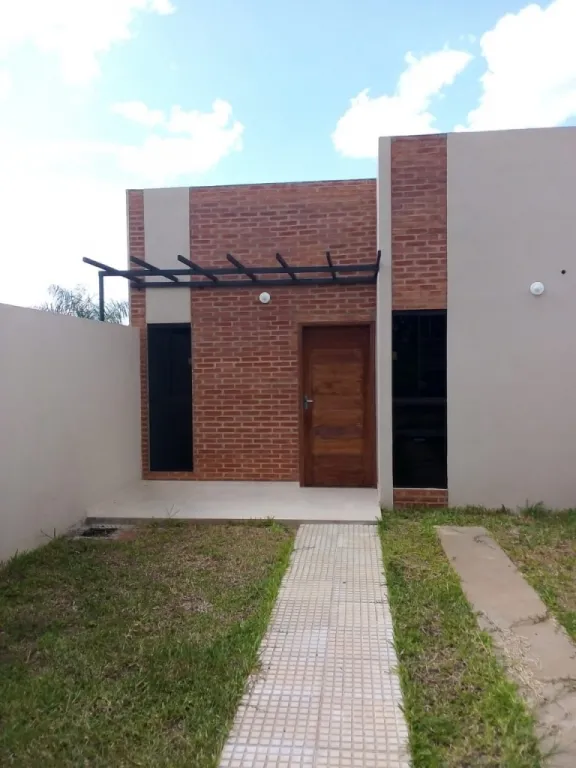 Casa en venta en Mora Cue Luque — foto 3