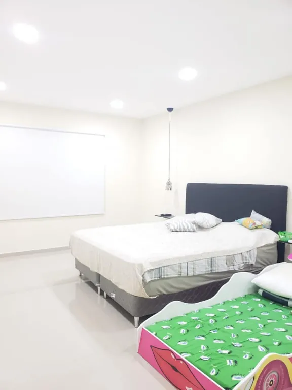 DUPLEX AMOBLADO PRÁCTICAMENTE A ESTRENAR EN BARRIO SAN CRISTOBAL — foto 2