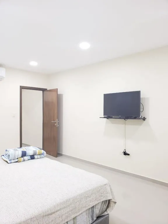 DUPLEX AMOBLADO PRÁCTICAMENTE A ESTRENAR EN BARRIO SAN CRISTOBAL — foto 3