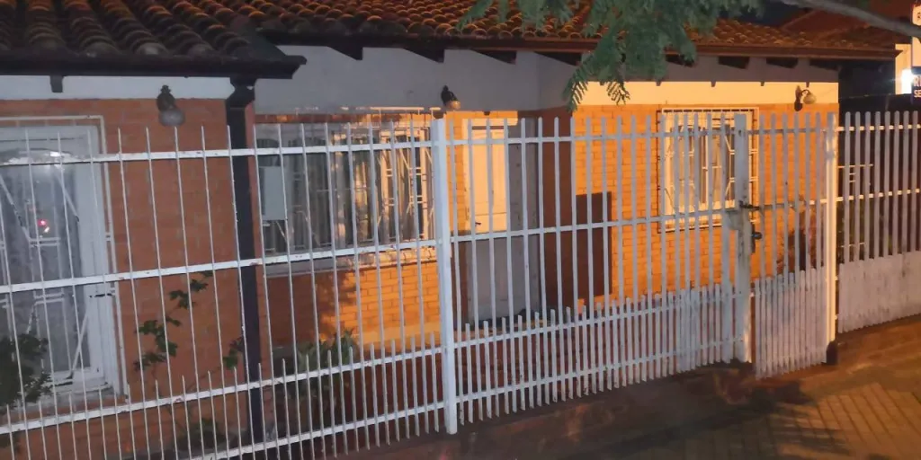 VENDO HERMOSA CASA EN LAMBARÉ — foto 2