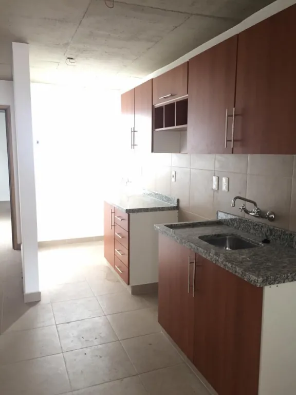 SE ALQUILA OFICINA A ESTRENAR DE 2 DORM. EN BARRIO CIUDAD NUEVA — foto 2