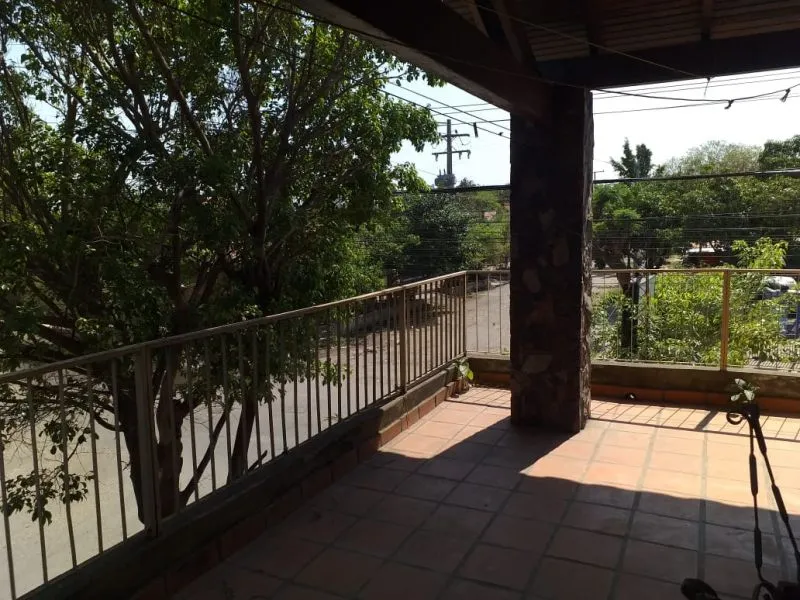 ¡En Venta! Propiedad en Esquina (ambas calles asfaltadas) en B. Santa María, As. (ID856) — foto 3