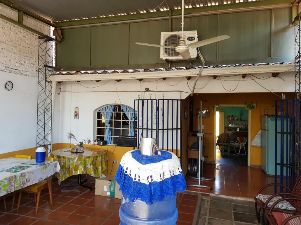 VENDO CASA A REFACCIONAR O DEMOLER EN VISTA ALEGRE - TERRENO AMPLIO — foto 3