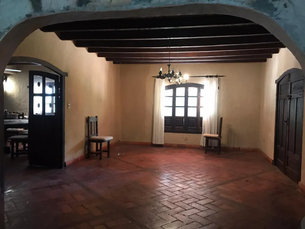 VENDO FABULOSA RESIDENCIA COLONIAL EN BARRIO SAN JORGE — foto 2
