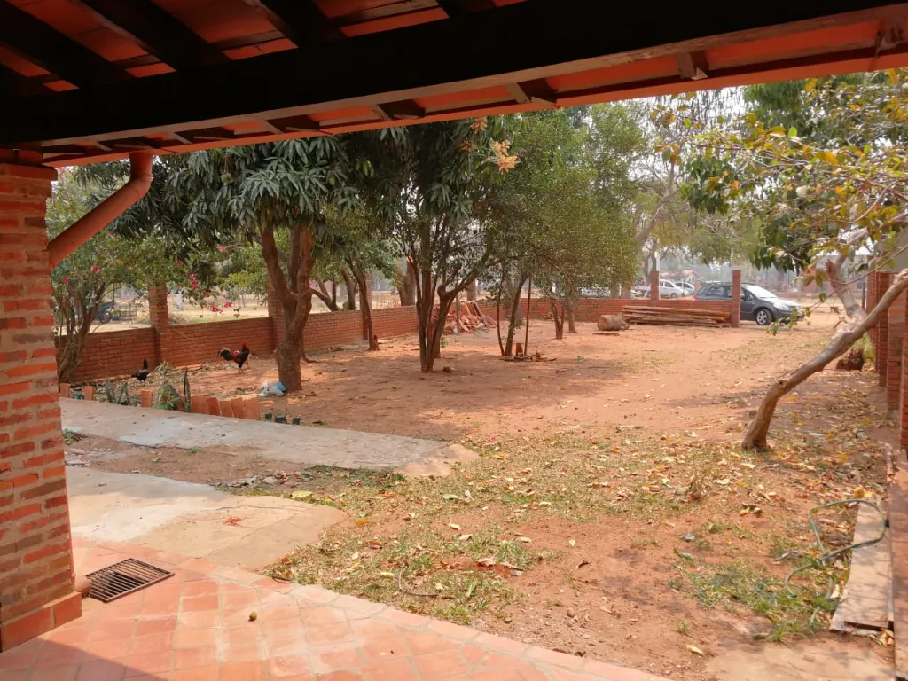Casa en Limpio en excelente ubicación — foto 2