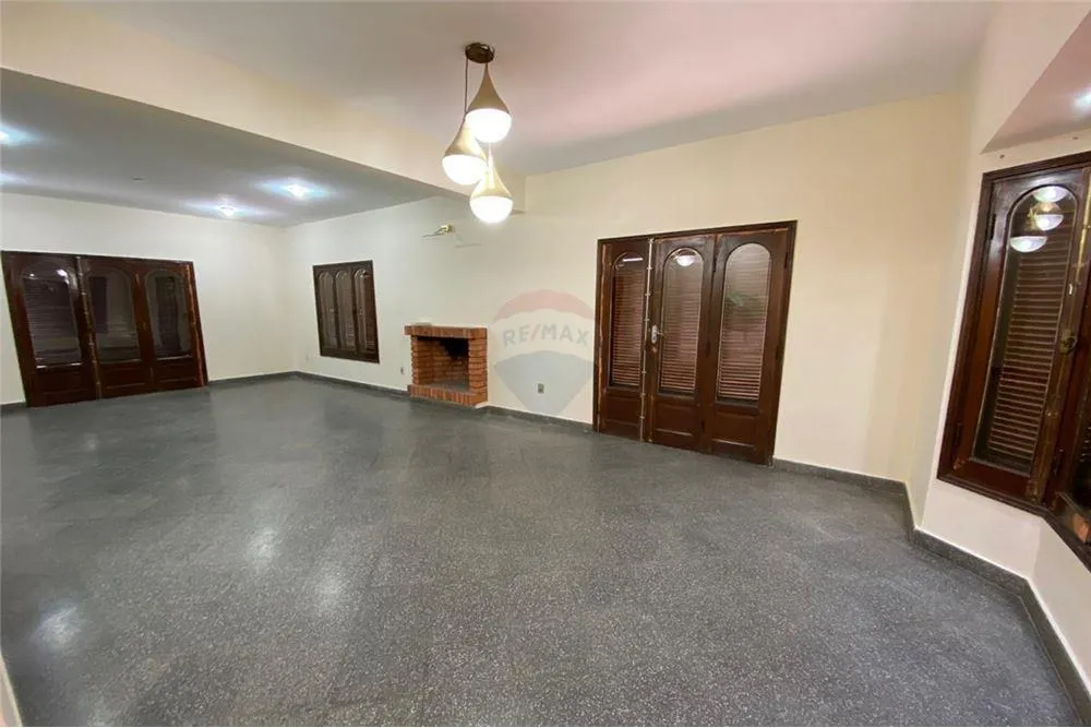 Vendo Edificio Familiar pegado al Sanatorio Adventista — foto 3