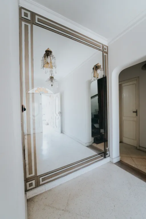 VENDO RESIDENCIA EN ESQUINA A 100 METROS DE AVDA AVIADORES DEL CHACO — foto 3