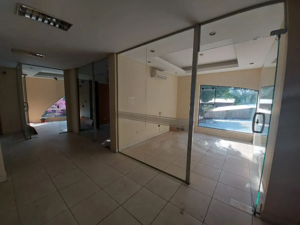VENDO EN SAN LORENZO PROPIEDAD. Cod ES — foto 3