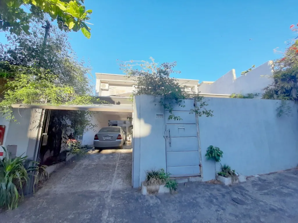 VENDO CASA en el corazón de BARRIO JARA. — foto 2