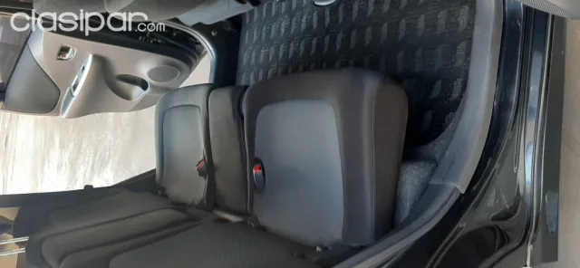 Toyota Ractis 2006 - foto 8