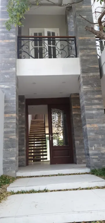PROX. CIT – AVDA. SANTA TERESA: LUJOSA RESIDENCIA ESTRENAR, JARDÍN, PISCINA - 297.000 USD. — foto 2