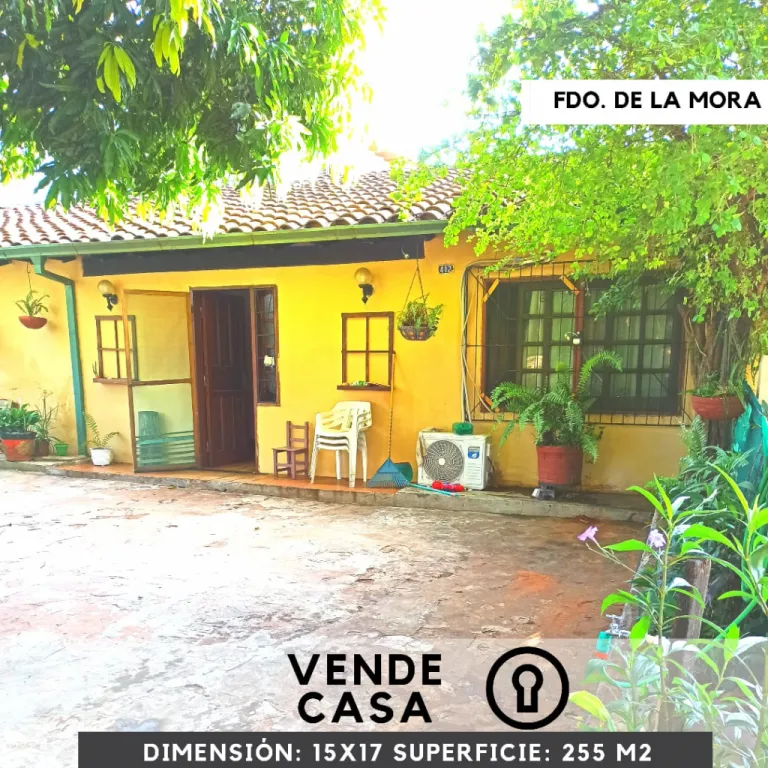 En Venta Casa a Refaccionar en Esquina Fdo de la Mora — foto 2