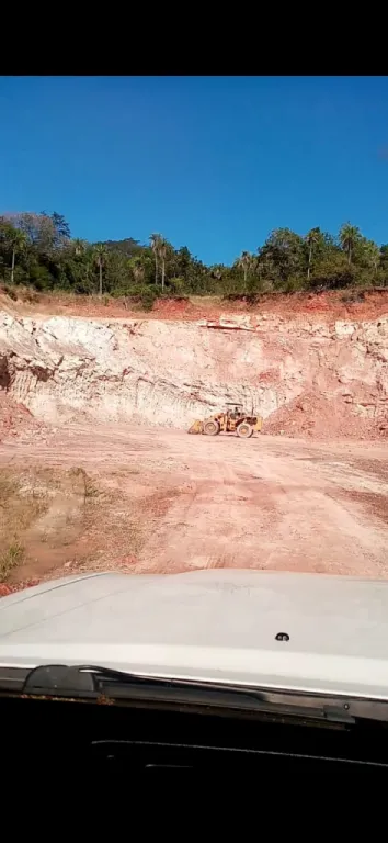 HERMOSO TERRENO CON MINA DE CAOLIN Y ARROYO!!! — foto 2