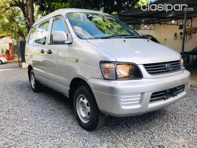 Toyota Noah 2001 — foto 2