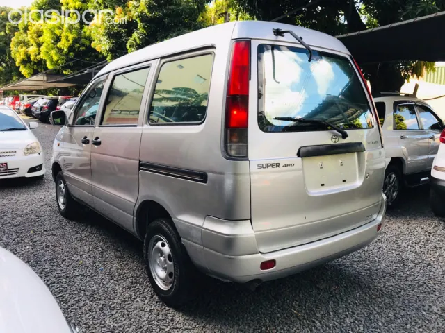 Toyota Noah 2001 — foto 5