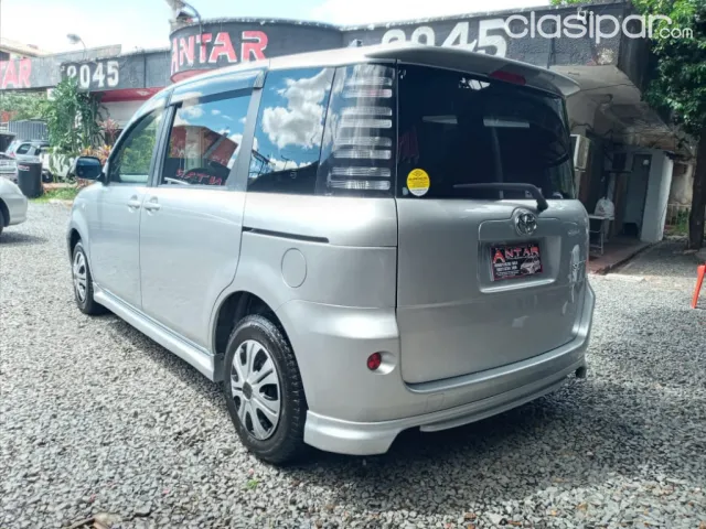 Toyota Sienta 2003 — foto 5