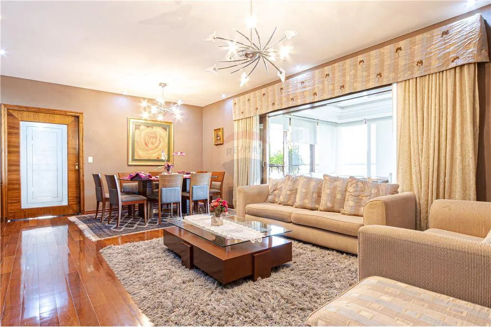 En venta elegante y amplio departamento de 3 suites en edificio Santa Teresa — foto 2