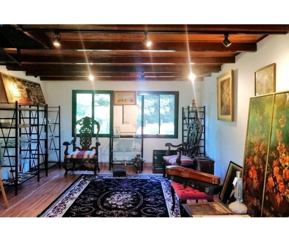 Residencia en privilegiado barrio Mburicao 270,000 USD — foto 3