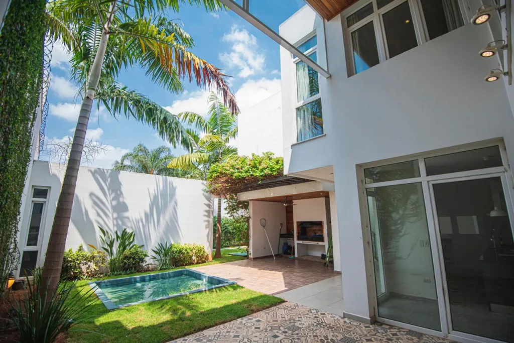 EN VENTA - CASA ESTILO MINIMALISTA EN EL BARRIO VILLA AURELIA — foto 2
