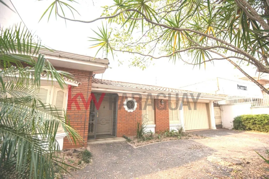 CASA EN VENTA - ZONA UNIVERSIDAD AMERICANA — foto 2