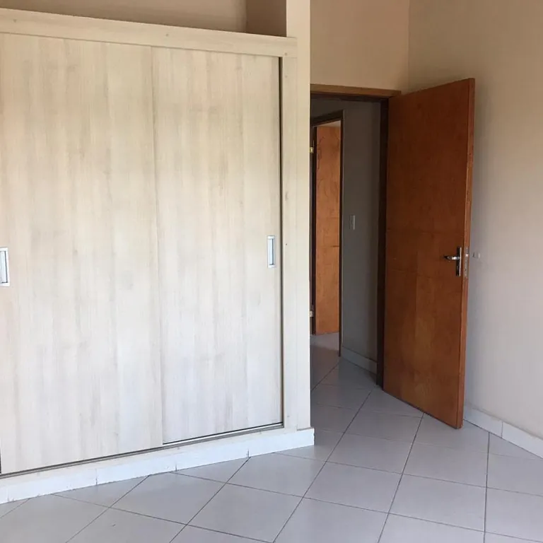 Vendo Duplex con piscina a pasos de Avda Sta Teresa. Barrio Santa María. Cod PB — foto 3