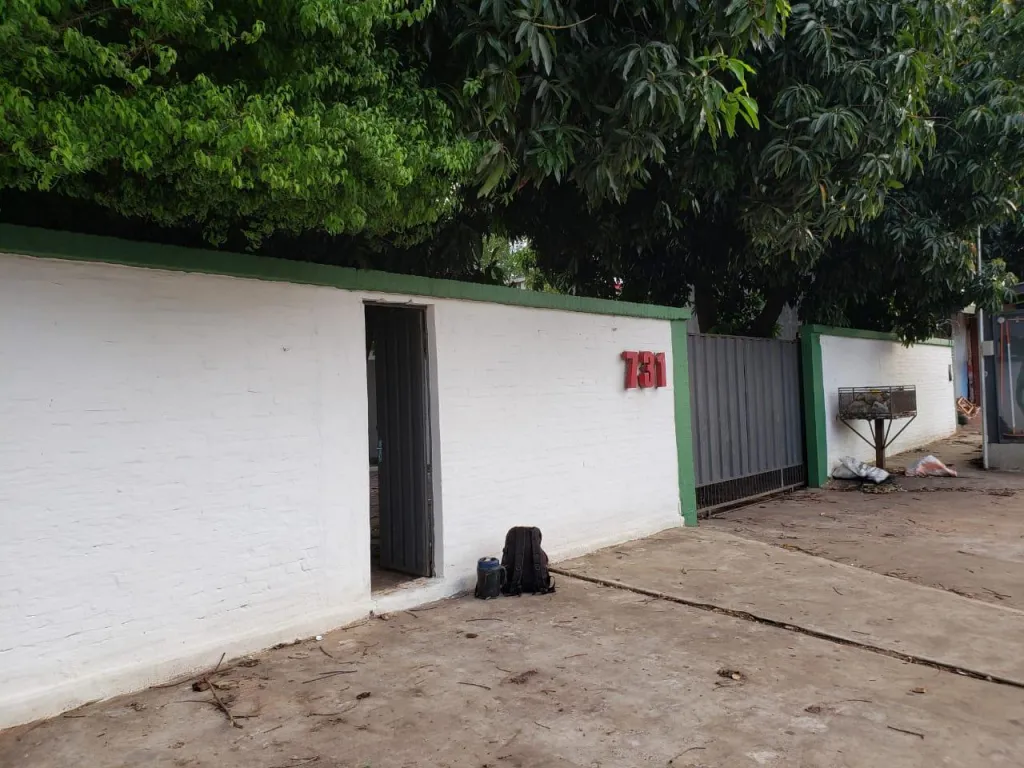 Vendo 2017 m2 de calle a calle sobre Calle Ultima — foto 2