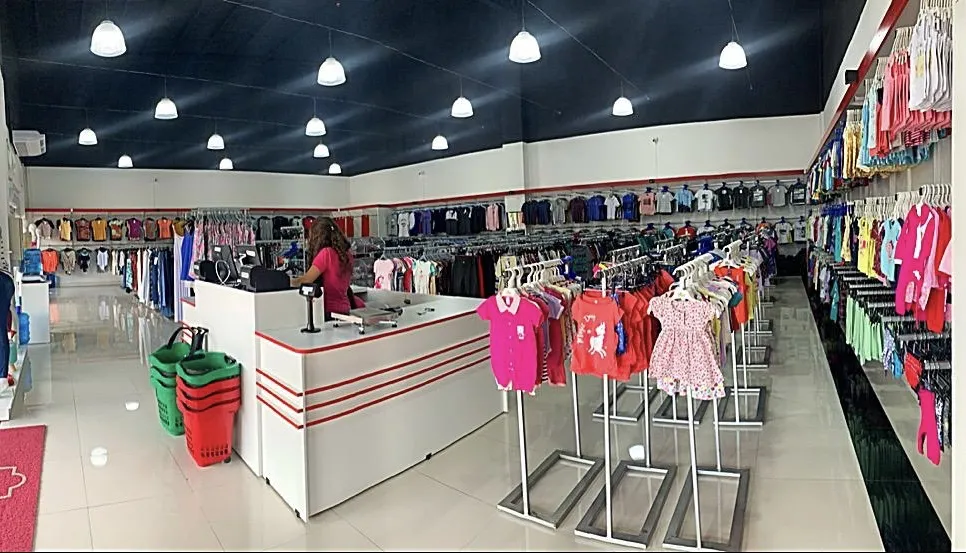 VENDO LLAVE DE NEGOCIO DE 200 MTS2 EN IMPORTANTE SHOPPING — foto 3