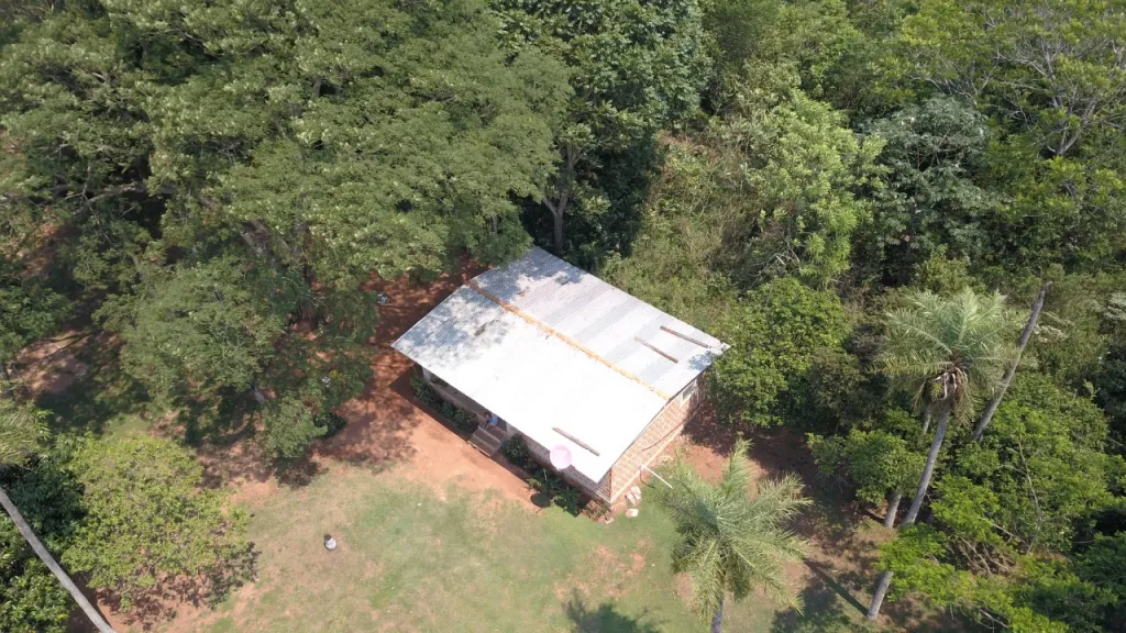 HERMOSA QUINTA EN CAACUPE-CABAÑAS DE 13.000 M2 — foto 3