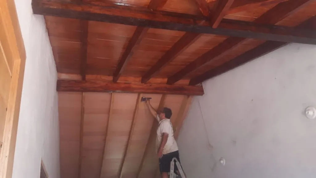 VENDO EN OFERTA CHALET A ESTRENAR ZONA COCA COLA A PASOS DE ACCESO SUR — foto 2