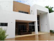 VENDO CASA EN FERNANDO DE LA MORA ZONA NORTE ZONA DYLAN COD 3364