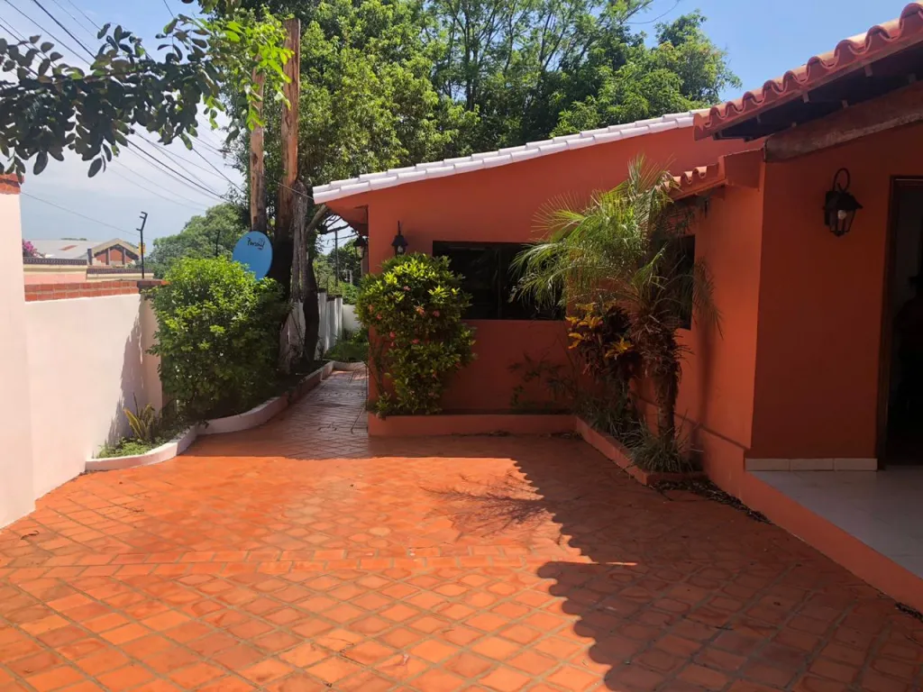 SE ALQUILA VIVIENDA INDEPENDIENTE — foto 3